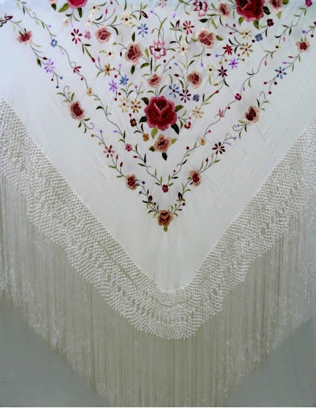 shawl, hand-made, silk, fringe, embroidery, artisans, craft, Andalusia, ivory, off white, pastel shades,