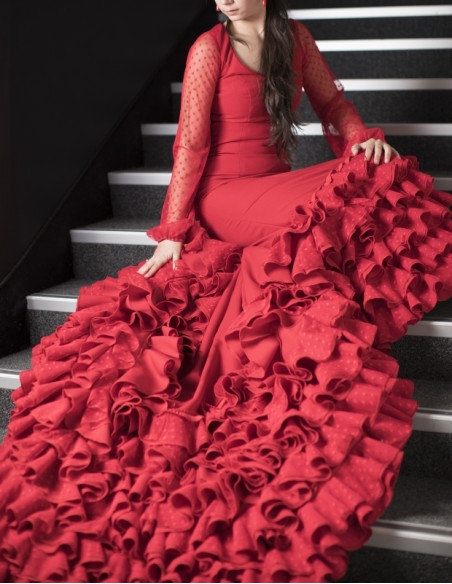 bata de cola, falda de cola, uso profesional, vestuario flamenco
