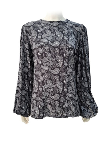 blusa de escenario, blusa flamenca, silueta holgada