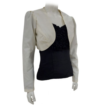 chaquetilla, vestuario flamenco, negro, crudo, personalizable, mangas 2