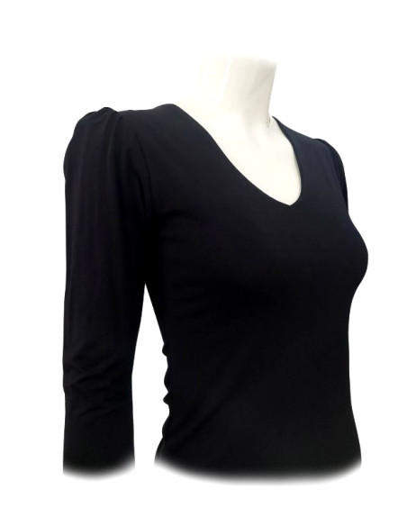 CAMISA CON FRUNCE EN EL HOMBRO, COLOR NEGRO